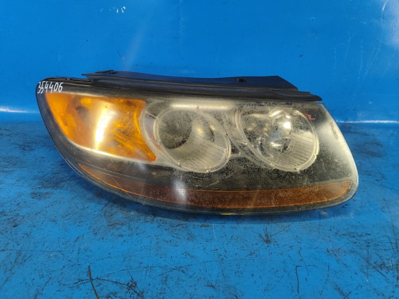 Фара правая HYUNDAI SANTA FE (CM) 05-12 921020W050 Б/У