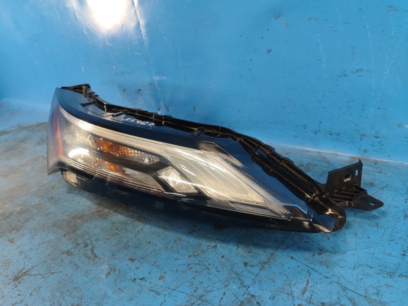 Дневной ходовой огонь правый NISSAN X-TRAIL/ROGUE T33 20- 2.5 PR25DD
