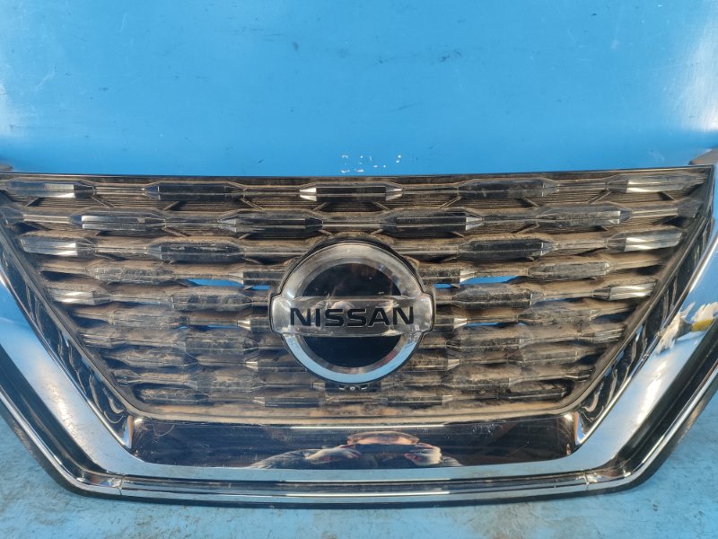 Решетка радиатора X-TRAIL/ROGUE T33 20- 2021 2.5 PR25DD