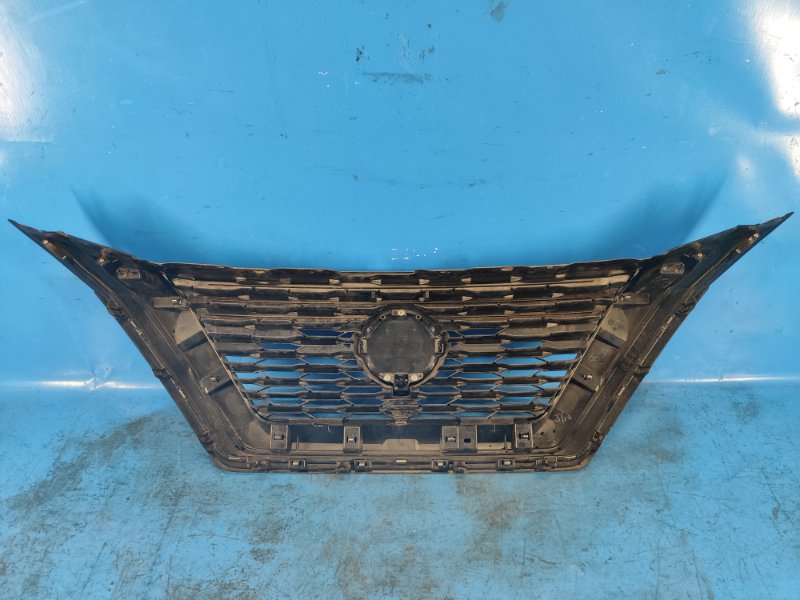 Решетка радиатора X-TRAIL/ROGUE T33 20- 2021 2.5 PR25DD