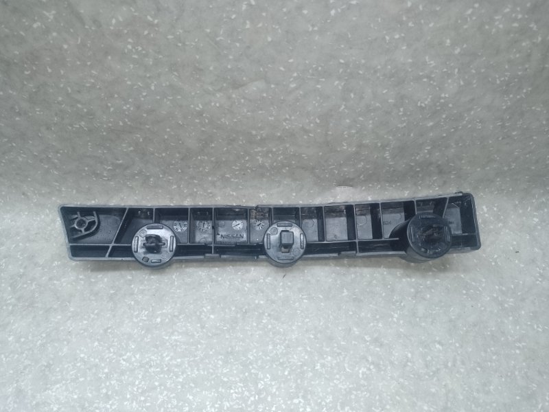 Кронштейн переднего бампера (на крыле) левый X-TRAIL/ROGUE T32 13-20 2016 2.5 QR25DE
