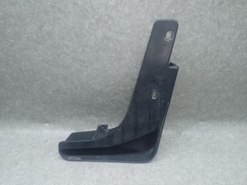 Брызговик задний левый X-TRAIL/ROGUE T32 13-20 2016 2.5 QR25DE