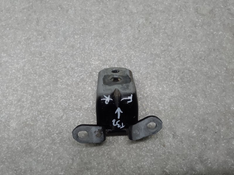 Петля двери нижняя передняя правая X-TRAIL/ROGUE T32 13-20