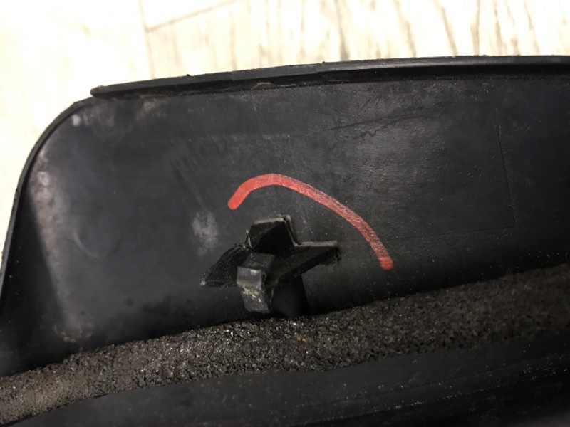 Пластик под лобовое стекло / Жабо CAMRY 55 14-17