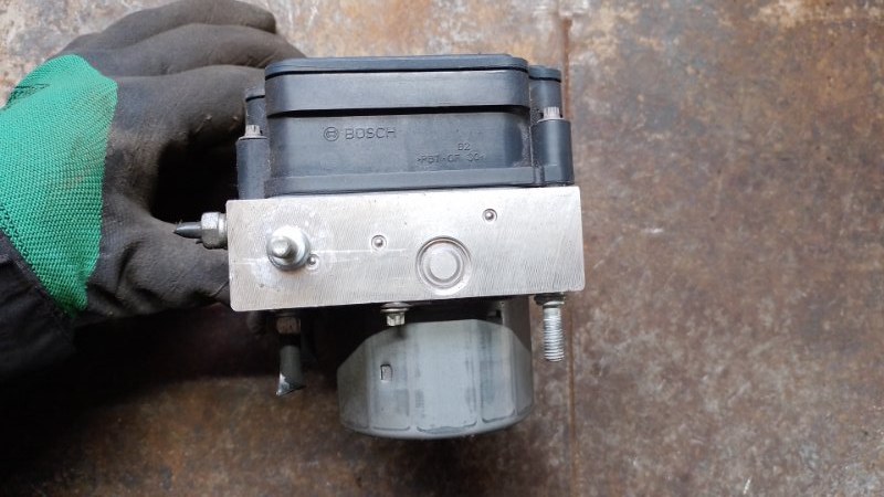 Блок ABS SUBARU CROSSTREK 12-17