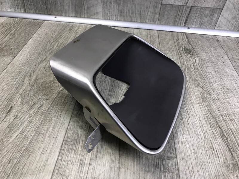 Насадка на глушитель правая RANGE ROVER (L405) 12-22 2017-2022