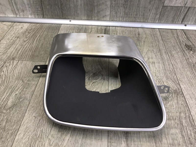 Насадка на глушитель левая LAND ROVER RANGE ROVER (L405) 12-22