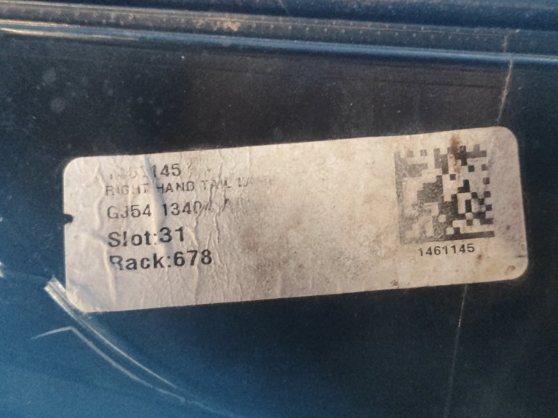 Фонарь наружный правый ESCAPE 12-19