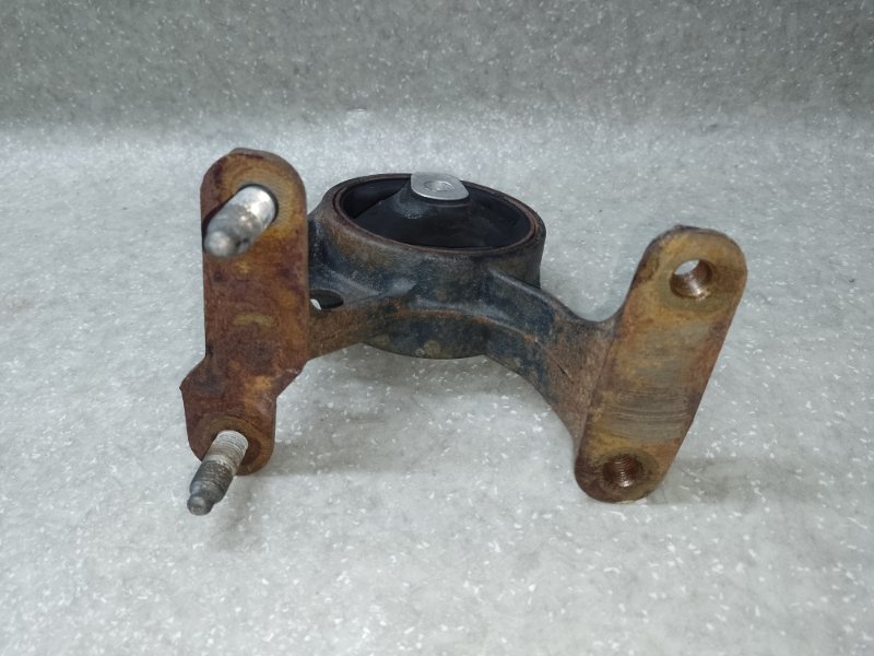 Подушка двигателя задняя TOYOTA RAV4 05-12 2.4 2AZFE