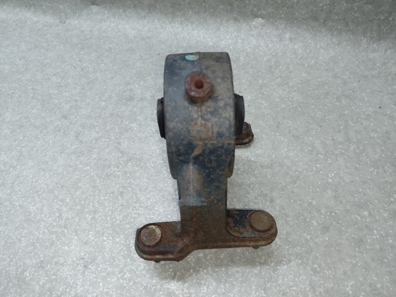 Подушка двигателя задняя RAV4 05-12 2006 2.4 2AZFE