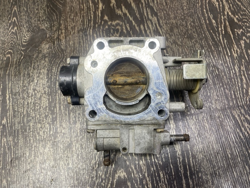 Дроссельная заслонка MAXIMA A33 99-02