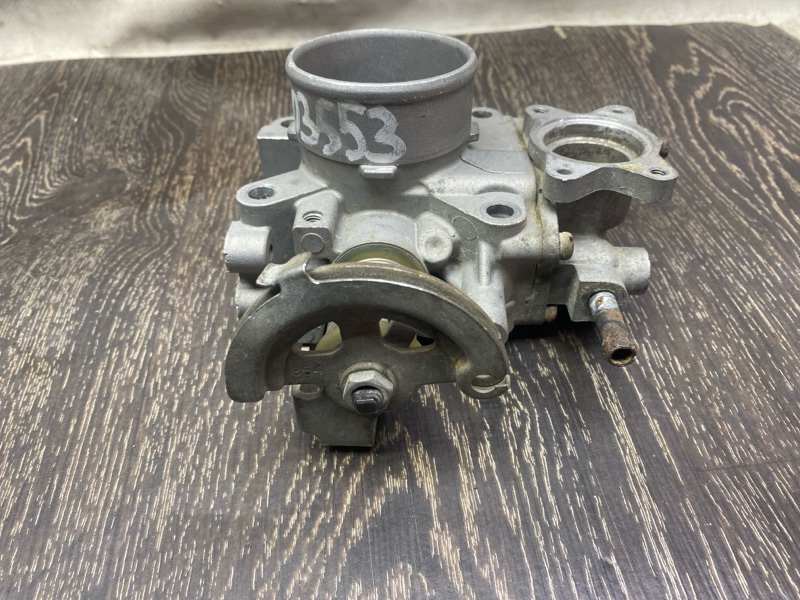 Дроссельная заслонка MAXIMA A33 99-02