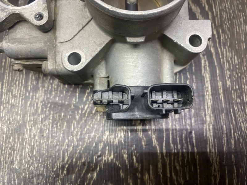 Дроссельная заслонка MAXIMA A33 99-02