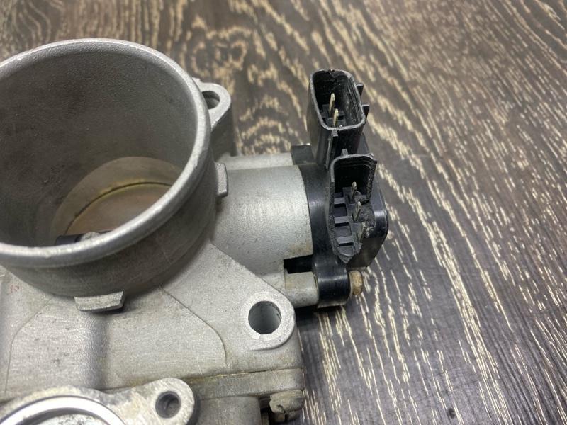 Дроссельная заслонка MAXIMA A33 99-02