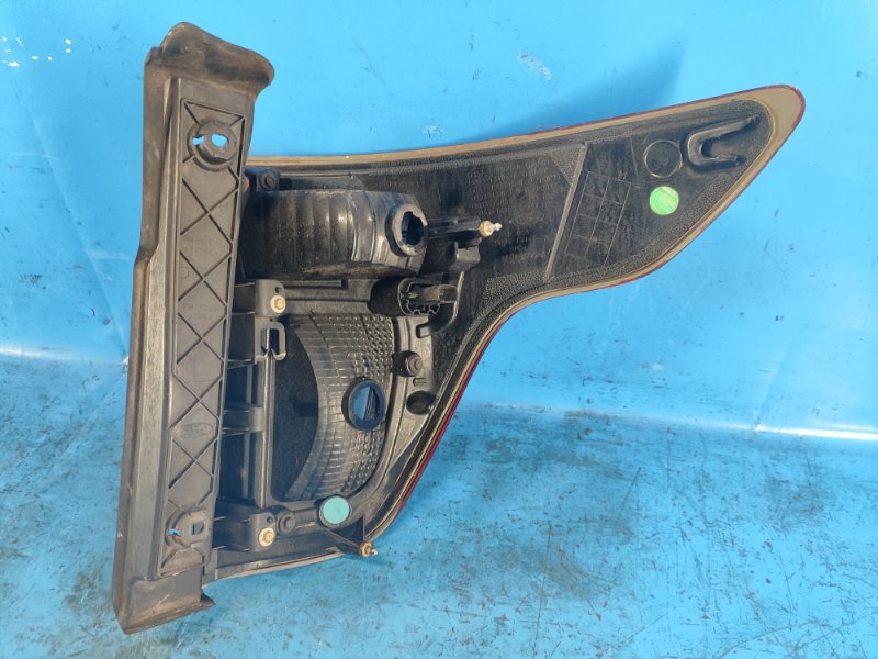 Фонарь наружный левый EXPLORER 10-20