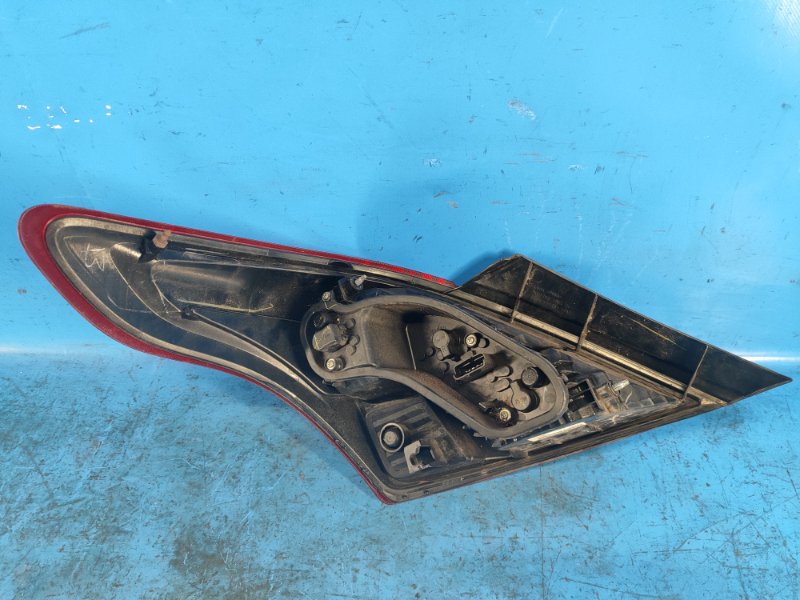 Фонарь наружный правый VERSA B17 11-19 2017 1.6 HR16DE