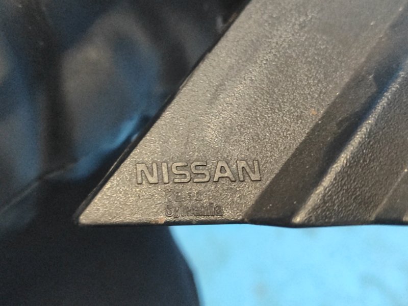 Фонарь наружный правый VERSA B17 11-19 2017 1.6 HR16DE