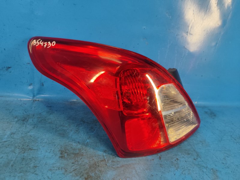 Фонарь наружный левый VERSA B17 11-19 2017 1.6 HR16DE