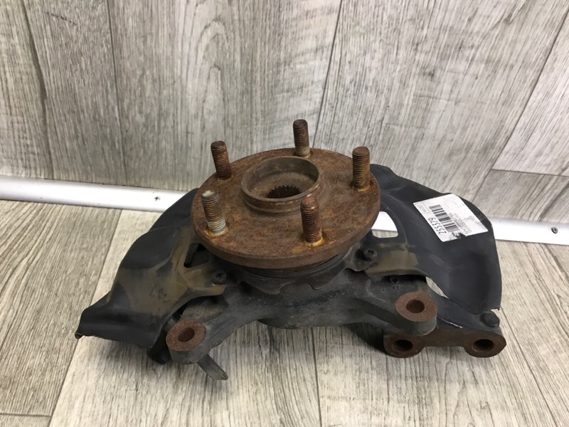 Кулак поворотный правый SOLARA 03-09 COUPE 2.4 2AZFE