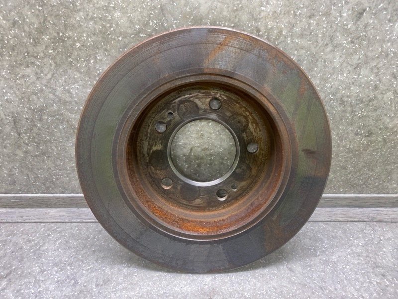 Тормозной диск задний ELANTRA MD 10-15 2013 1.8 G4NB Тормозной диск задний ELANTRA MD 10-15 2013 1.8 G4NB