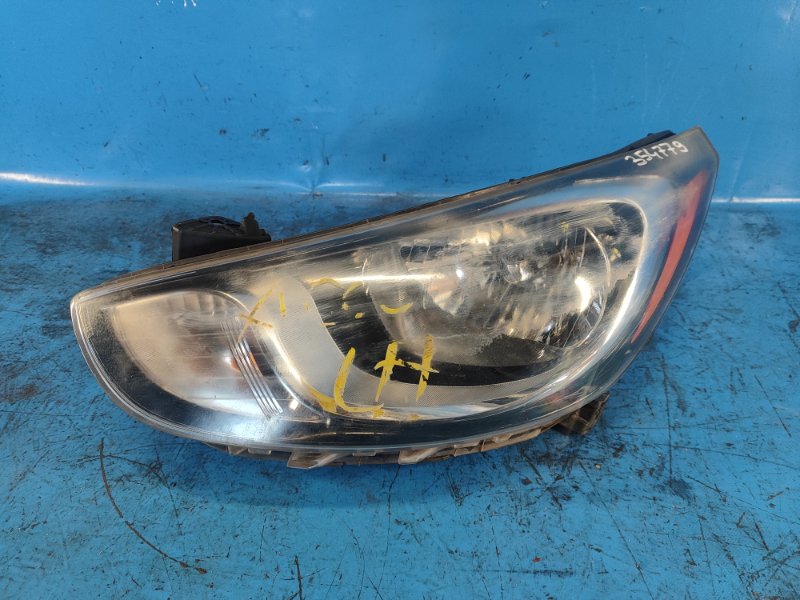 Фара левая HYUNDAI ACCENT RB 10- 92101-1R010 Б/У