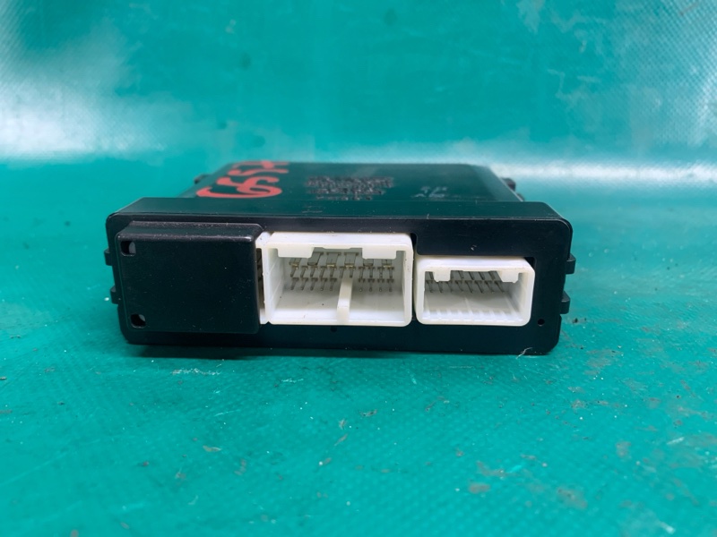 Блок управления зеркалами передний правый TOYOTA AVALON 05-12 3.5 2GR-FE