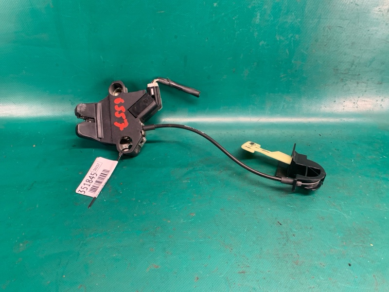 Замок крышки багажника TOYOTA AVALON 05-12 2006 3.5 2GR-FE 64600AC030 Б/У