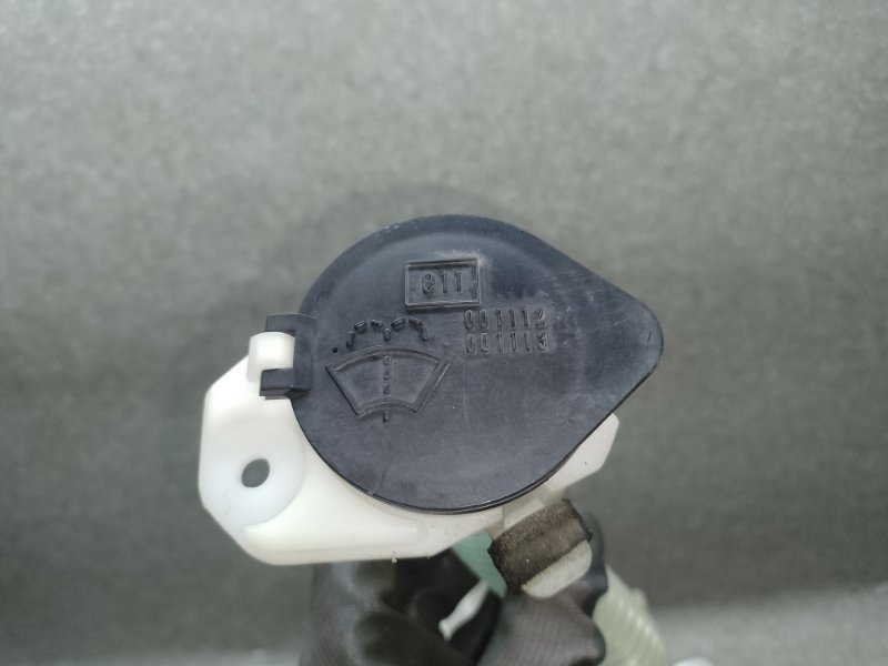 Бачок омывателя RAV4 05-12 2006 2.4 2AZFE Бачок омывателя RAV4 05-12 2006 2.4 2AZFE