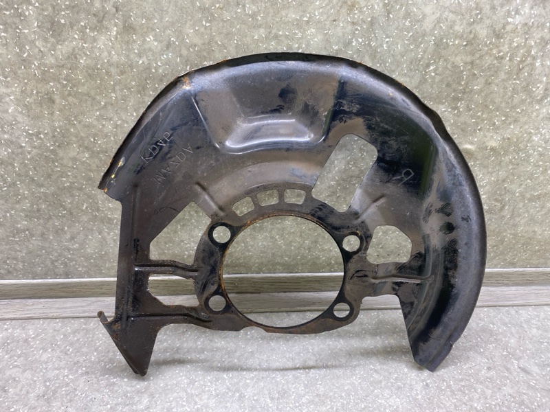 Защита тормозного диска передняя правая 3 BM 13-19