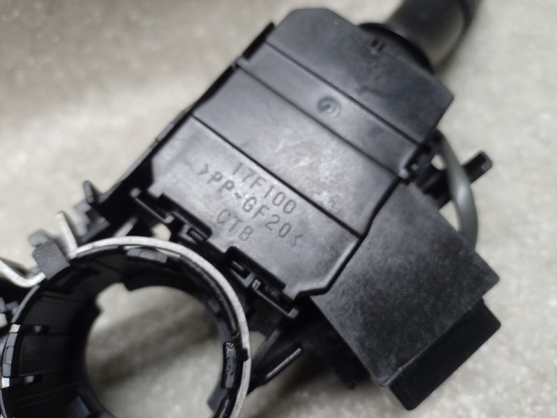 Подрулевой переключатель левый RAV4 05-12 2006 2.4 2AZFE Подрулевой переключатель левый RAV4 05-12 2006 2.4 2AZFE