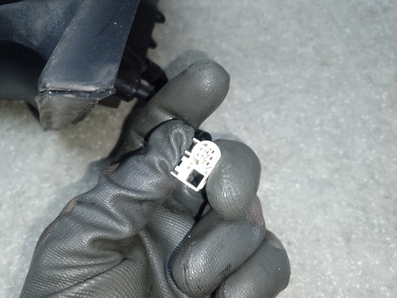 Зеркало правое RAV4 05-12 2006 2.4 2AZFE