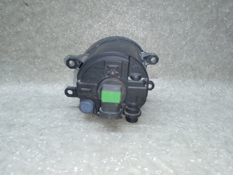 Противотуманная фара левая RAV4 05-12 2006 2.4 2AZFE