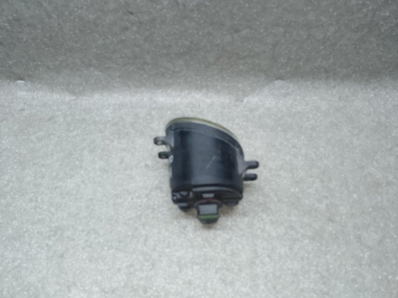 Противотуманная фара правая TOYOTA RAV4 05-12 2.4 2AZFE