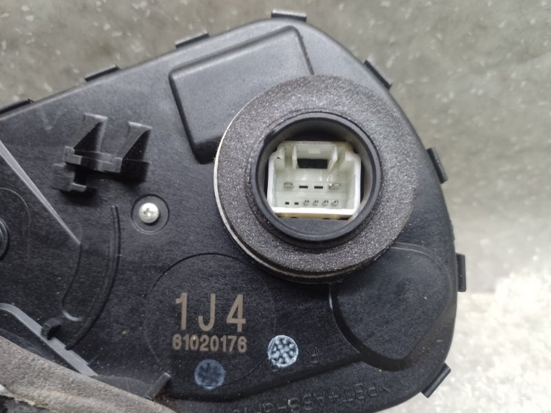 Замок двери передний правый RAV4 05-12 2006 2.4 2AZFE Замок двери передний правый RAV4 05-12 2006 2.4 2AZFE