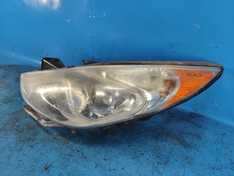 Фара левая SONATA YF 10-14 2012 2.4 G4KK Фара левая SONATA YF 10-14 2012 2.4 G4KK