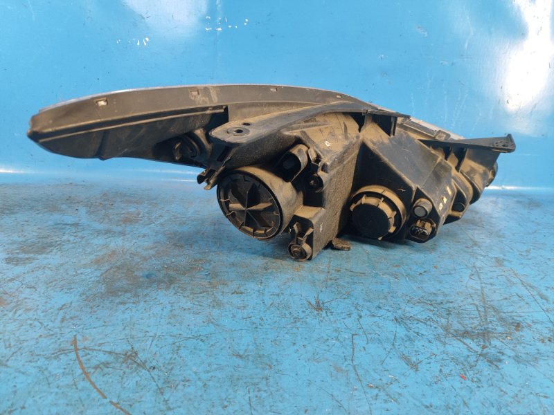 Фара левая SONATA YF 10-14 2012 2.4 G4KK Фара левая SONATA YF 10-14 2012 2.4 G4KK