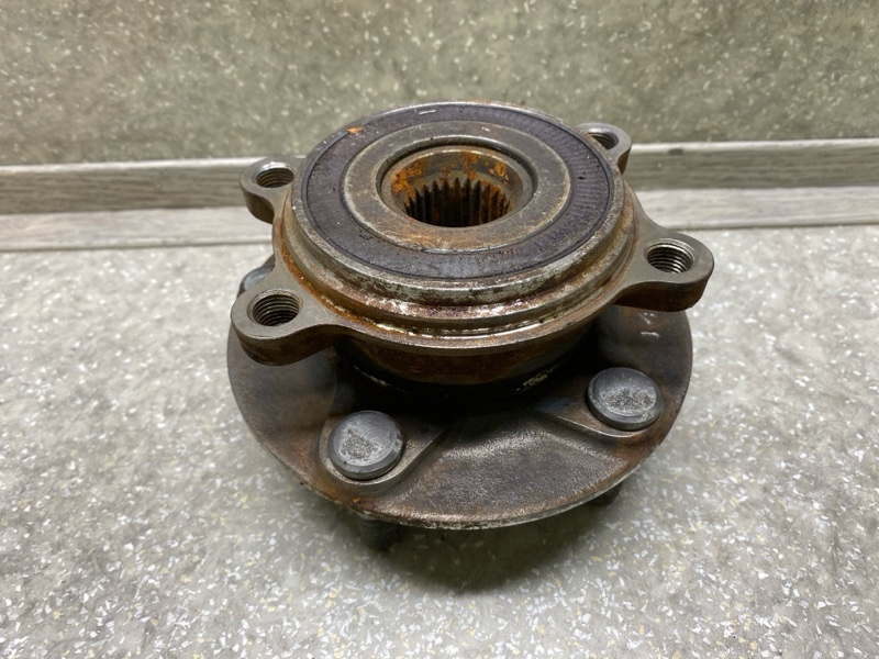 Ступица передняя 3 BM 13-19 Ступица передняя 3 BM 13-19