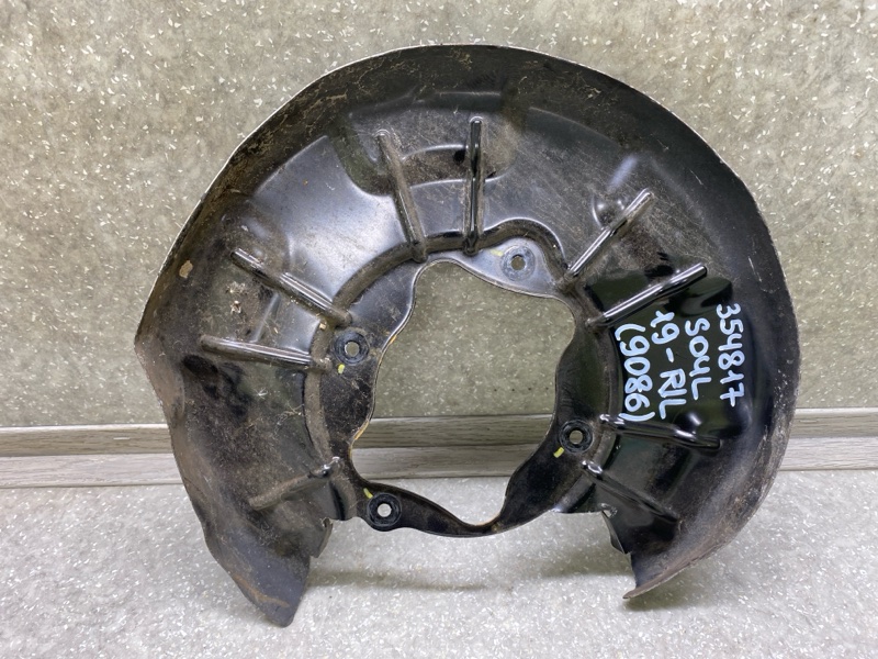 Защита тормозного диска задняя левая KIA SOUL SK3 19- 2021 G4FJ 1.6 58390-J9100 Б/У