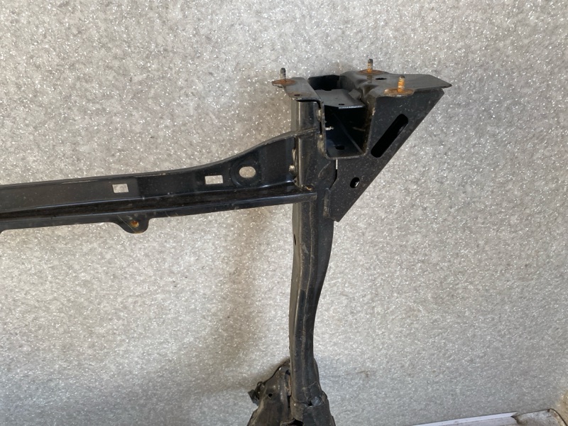 Балка передней подвески CX-30 19- 2021 2.5L