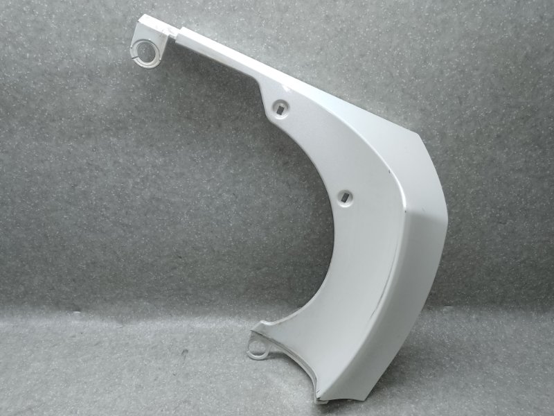 Накладка крышки багажника правая TOYOTA RAV4 05-12 2006 2.4 2AZFE 76803-42040-A1 Б/У