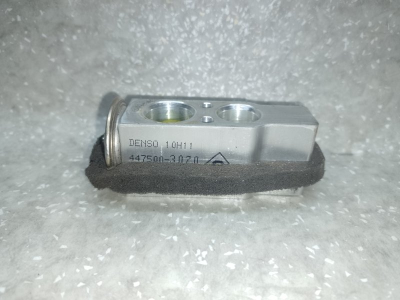 Клапан кондиционера RAV4 05-12 2006 2.4 2AZFE