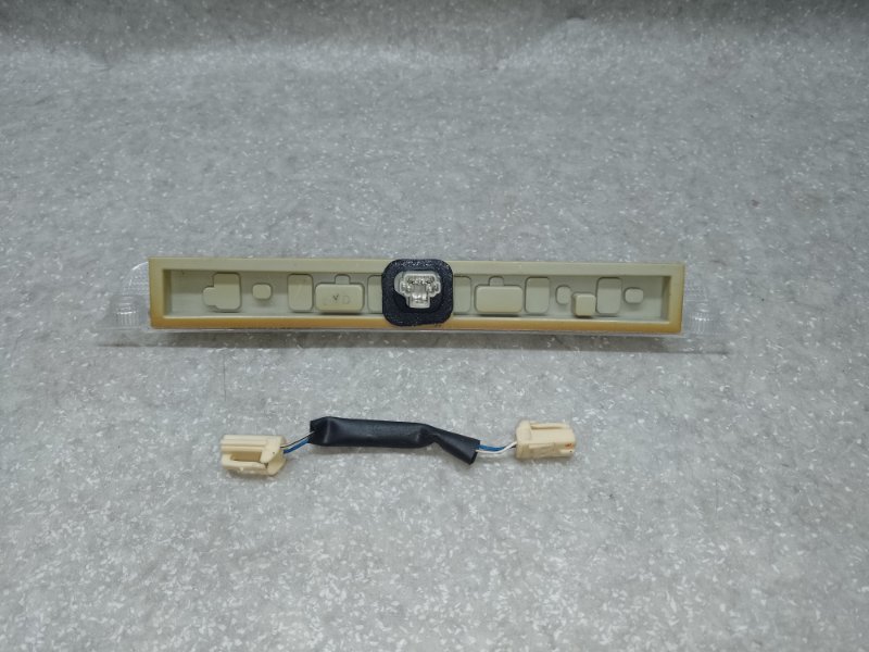 Стоп-сигнал RAV4 05-12 2006 2.4 2AZFE