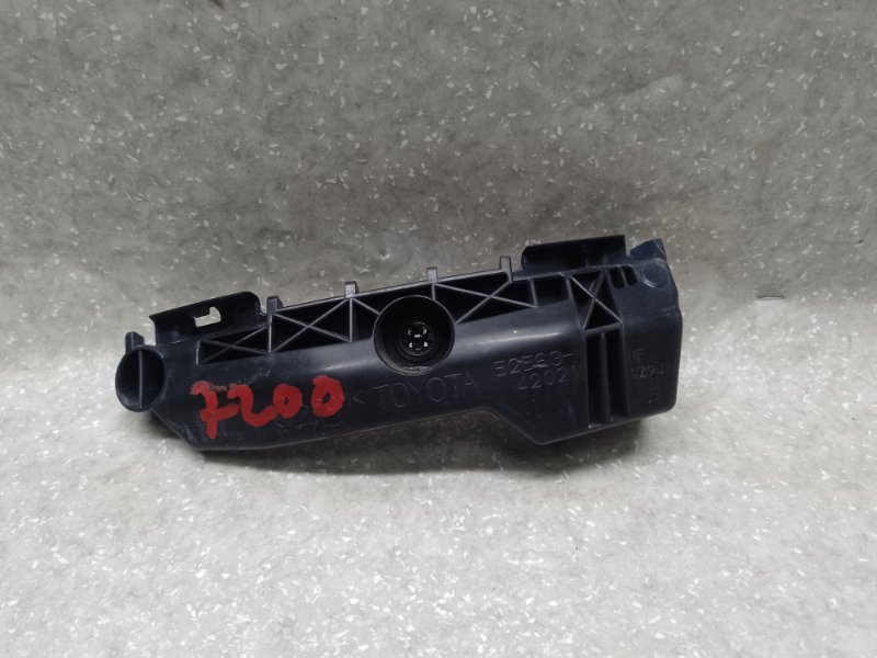 Кронштейн заднего бампера левый TOYOTA RAV4 05-12 2006 2.4 2AZFE 52563-42021 Б/У