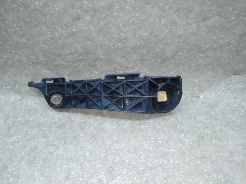 Кронштейн переднего бампера (на крыле) левый TOYOTA RAV4 05-12 2006 2.4 2AZFE 52536-42020 Б/У