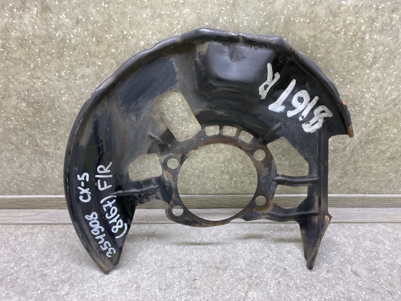 Защита тормозного диска передняя правая MAZDA CX-5 (KF) 16-21 2018 2.5L KD45-33-261C Б/У