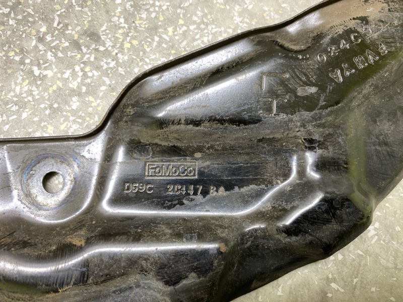 Защита тормозного диска передняя левая FORD FUSION 14- C20EDEF