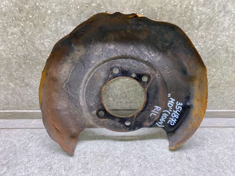 Защита тормозного диска задняя левая HYUNDAI ELANTRA MD 10-15 2013 1.8 G4NB 58390-3X000 Б/У