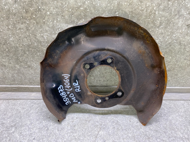 Защита тормозного диска задняя правая HYUNDAI ELANTRA MD 10-15 2013 1.8 G4NB 58390-3X100 Б/У