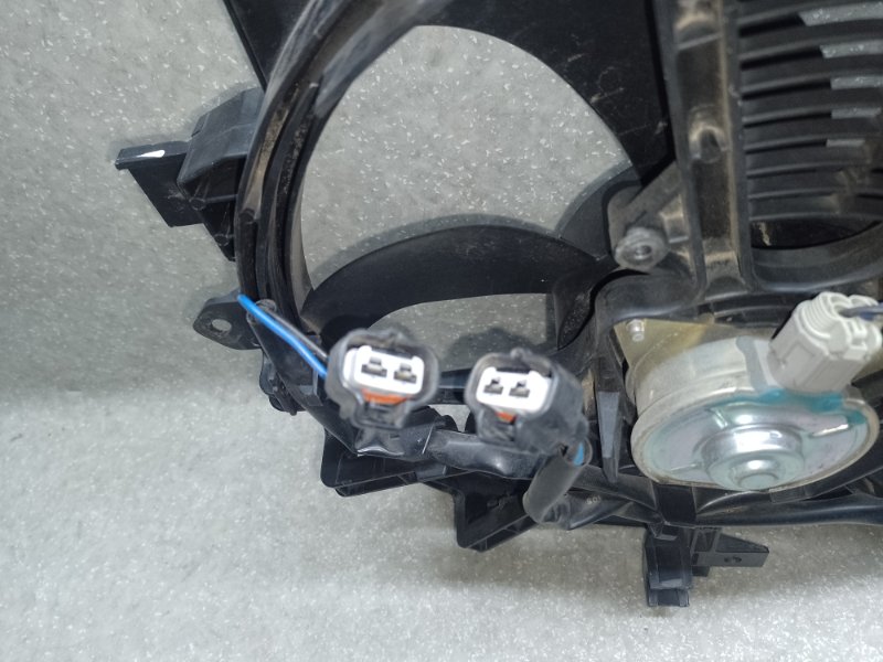 Диффузор вентилятора основного радиатора NISSAN LEAF 10-17