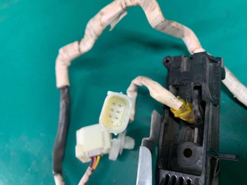 Ручка двери наружная передняя правая AVALON 05-12 2006 3.5 2GR-FE